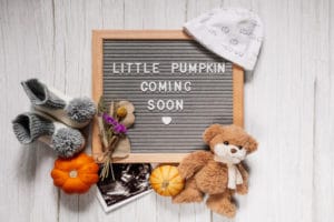 A pregnancy announcement in fall